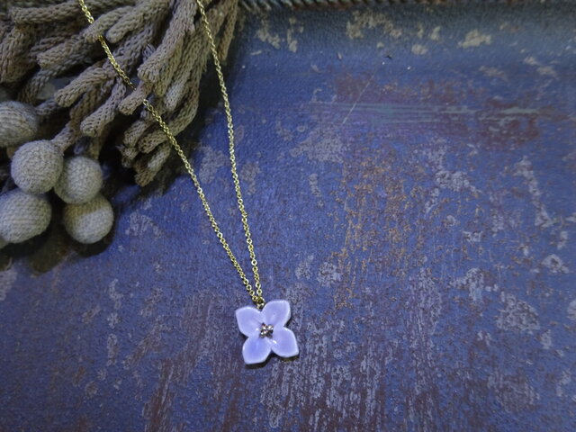 小さな花のnecklace(ラベンダー)の画像1枚目