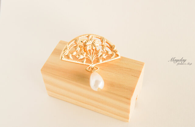 優雅なブローチシリーズ〜 和風～桜センスのブローチ』 | iichi 日々の