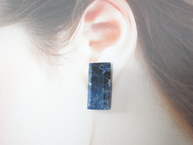 専用 ソーダライトのピアス R756 専用 ソーダライトのピアス R756