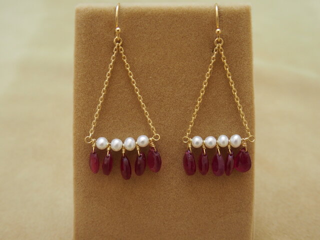 ルビー シャンデリアピアス | iichi 日々の暮らしを心地よくする