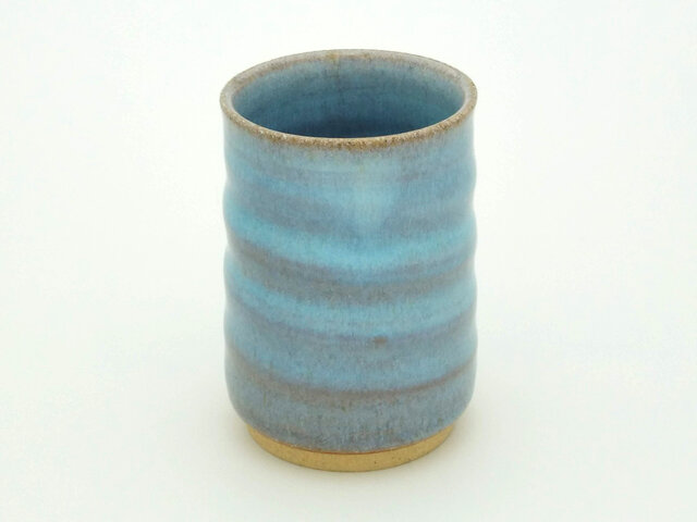 灰釉花入 (淡い水色) | iichi 日々の暮らしを心地よくするハンドメイド