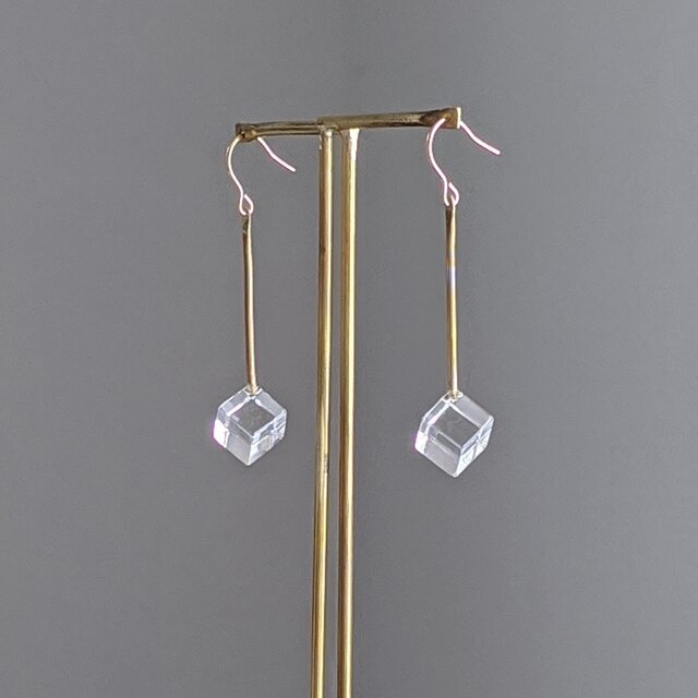 Pendulum Pierce Earring M ガラスピアス ガラスイヤリング Iichi ハンドメイド クラフト作品 手仕事品の通販
