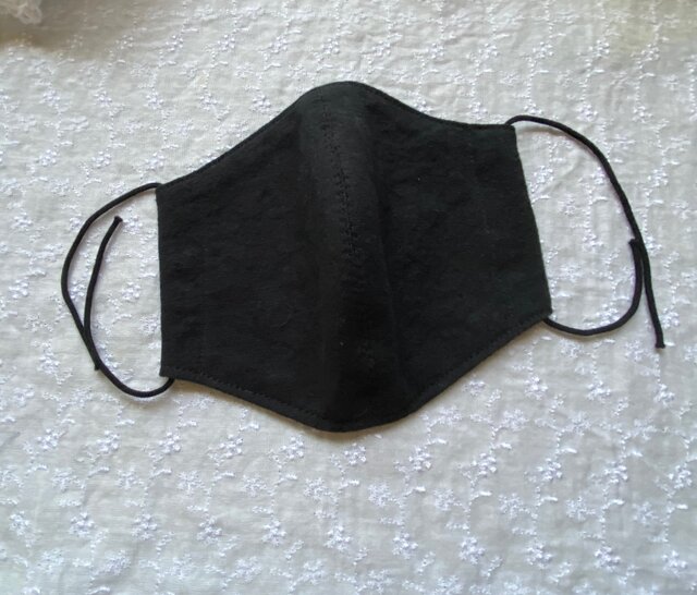 黒布マスク 麻80%綿20% | iichi 日々の暮らしを心地よくする