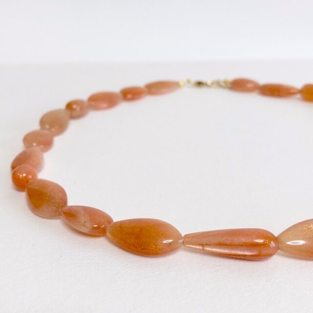 サンストーン（ヘリオライト）ミックスフォルムのネックレス (k14gf)