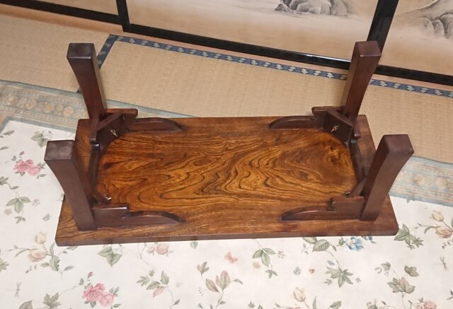 送料無料】セン一枚板文机 拭き漆仕上げ | iichi 日々の暮らしを