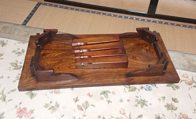 送料無料】セン一枚板文机 拭き漆仕上げ | iichi 日々の暮らしを