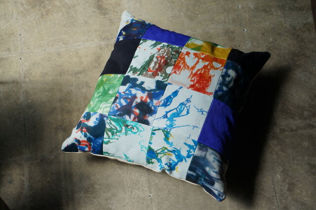 Shibori-Leatherクッションふわふわ質感No.1の画像1枚目