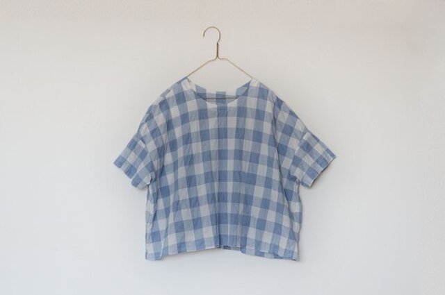 シャーリングシンプルTシャツブラウス ブルーの画像1枚目