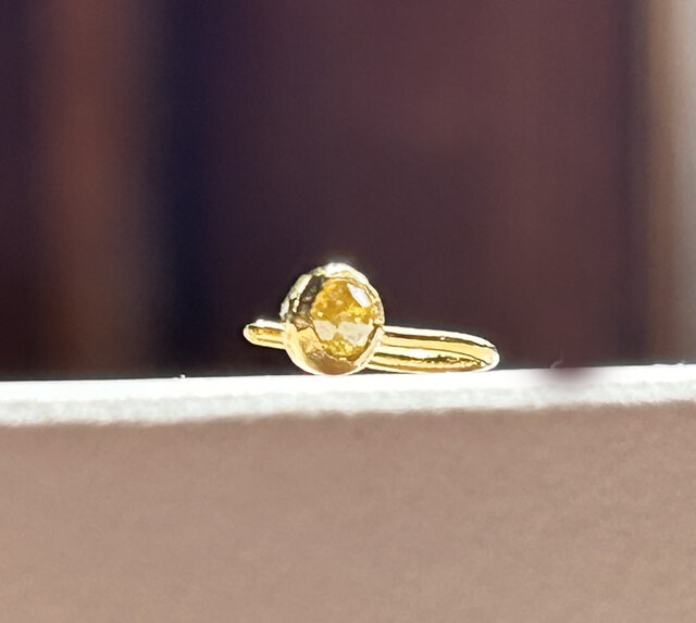 ◇ローズカット天然イエロー・ダイアモンド 純金クリップピアス