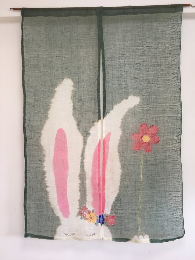耳うさぎ暖簾・お花の画像1枚目