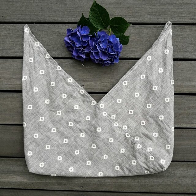 ★あずま袋(中) グレー 刺繍 5007★ 東袋 綿麻 エコバッグ 風呂敷の画像1枚目