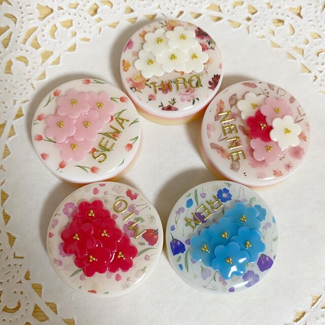 名前入り!選べる5種類☆flower carpetブローチ2の画像1枚目