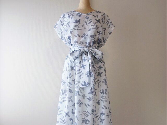 【SALE】着物リメイク フレンチスリーブのセットアップ 野の花の画像1枚目