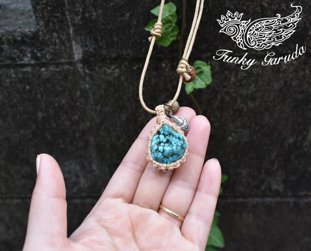 マクラメ編み☆ターコイズシンプルペンダントと涙型ホルダーペンダント