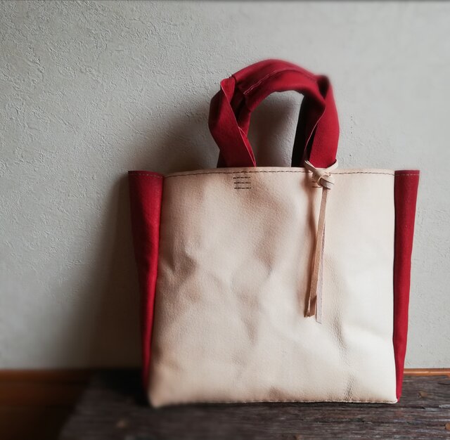 stitch tote M ピッグスキン ナチュラル✗レッドの画像1枚目