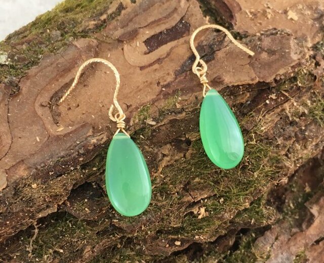 Chrysoprase 天然クリソプレーズ K14GFピアス/イヤリングの画像1枚目