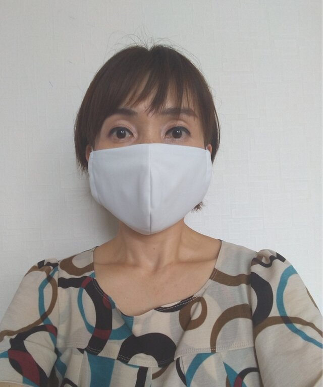 【即日発送可能】呼吸する快適夏マスク(女性用グレージュ)の画像1枚目