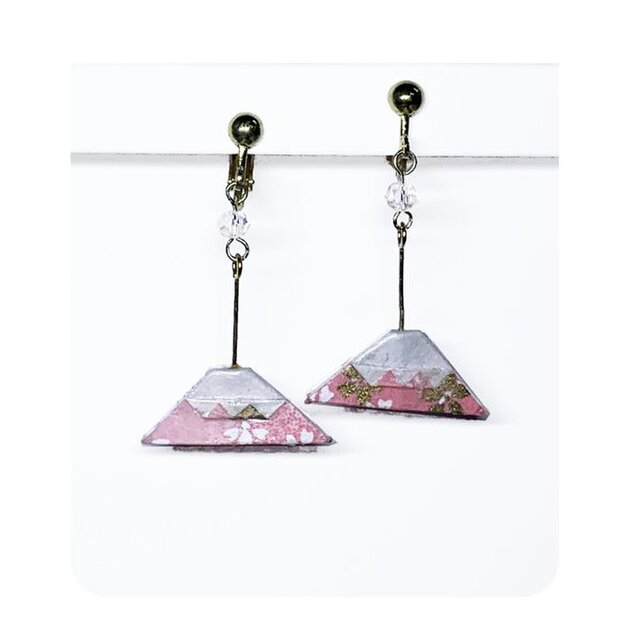 イヤリング　アクセサリー　富士山　風車 着物　桜　鳥居　巾着　金魚　紙風船　蝶　手裏剣　扇子　鯉　鶴　傘