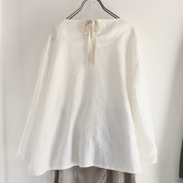 back ribbon top (natural) | iichi 日々の暮らしを心地よくするハンドメイドやアンティークのマーケットプレイス