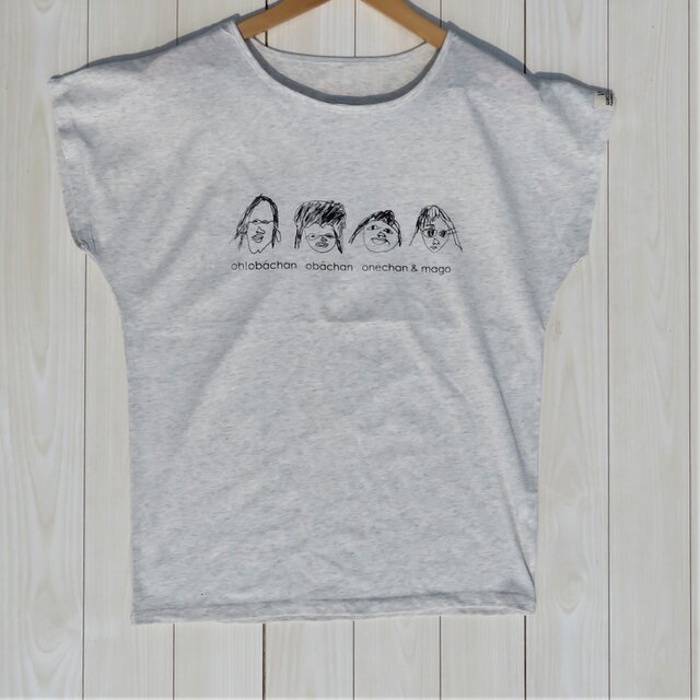 おばあちゃんプリントTシャツの画像1枚目