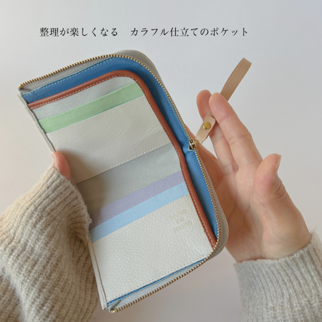 TAMAOWORLD刺繍ビーズ装飾のブルーシルバー三つ折り財布 tamaoworld（タマオワールド）の財布・小物通販｜BEAMS
