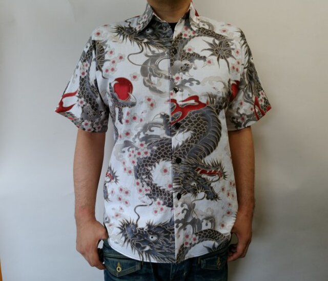 半袖和柄シャツ(龍と桜)の画像1枚目