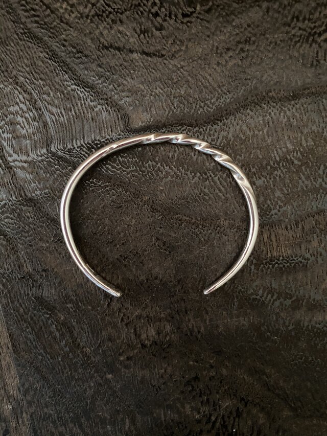 Silver Bangleの画像1枚目