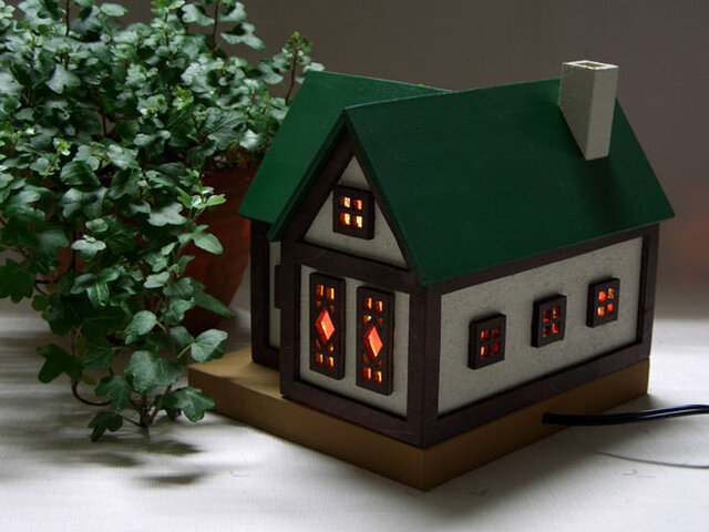 木とガラスの家のランプ№2#家#ステンドグラス#木#室内#照明