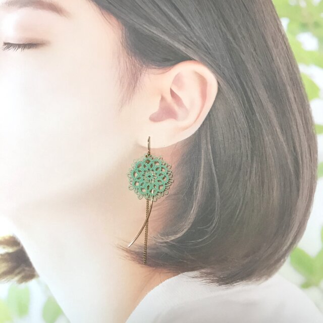 パステルレースのピアス　ミント