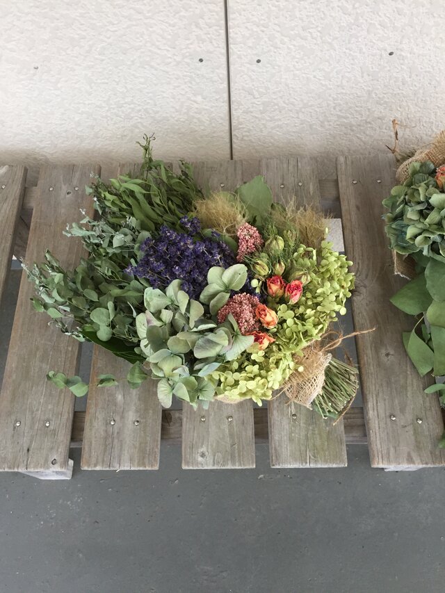 ラベンダーの花束(バラ)の画像1枚目