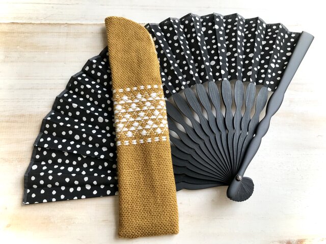 こぎん刺し扇子入れ〔辛子色〕の画像1枚目