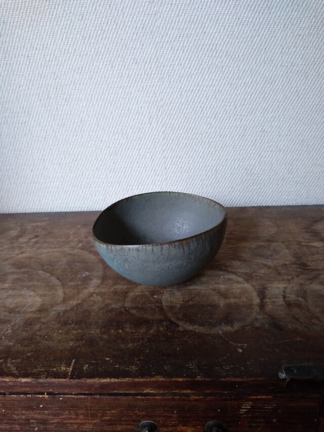 たわみ小鉢の画像1枚目