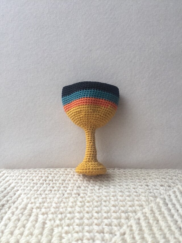 ワイングラスのブローチ Lの画像1枚目