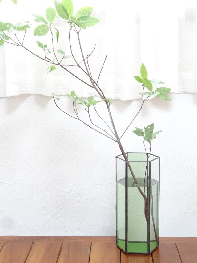 ステンドグラスフラワーベース「Bloom」Mサイズ (グリーン)の画像1枚目