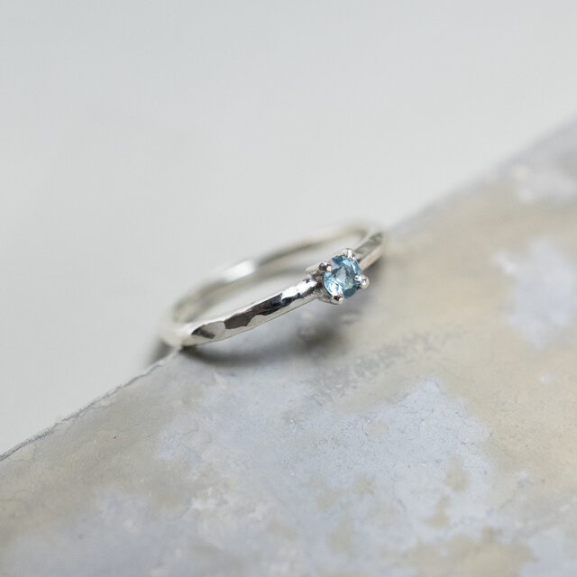 スイスブルートパーズ ラウンド3mm シルバープレーンリング 1.5mm幅 槌目｜FA-287