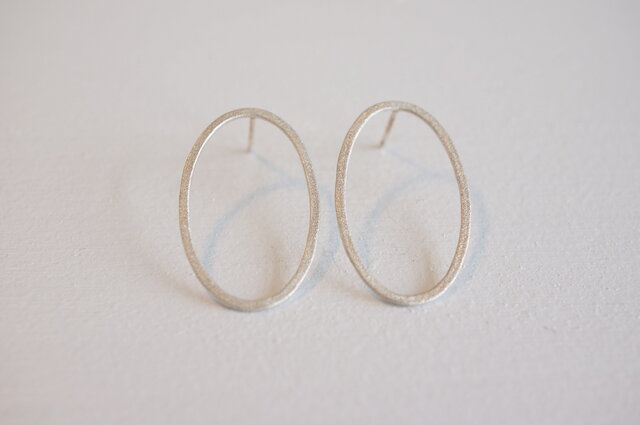 Oval ピアス (L)の画像1枚目