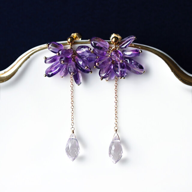 アメジスト咲き誇る花火のロングピアス ~Cassandreの画像1枚目