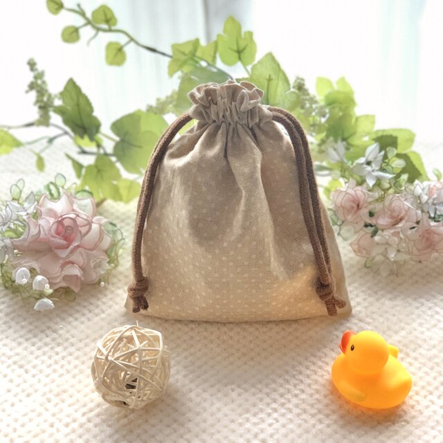 ベージュ*巾着袋の画像1枚目