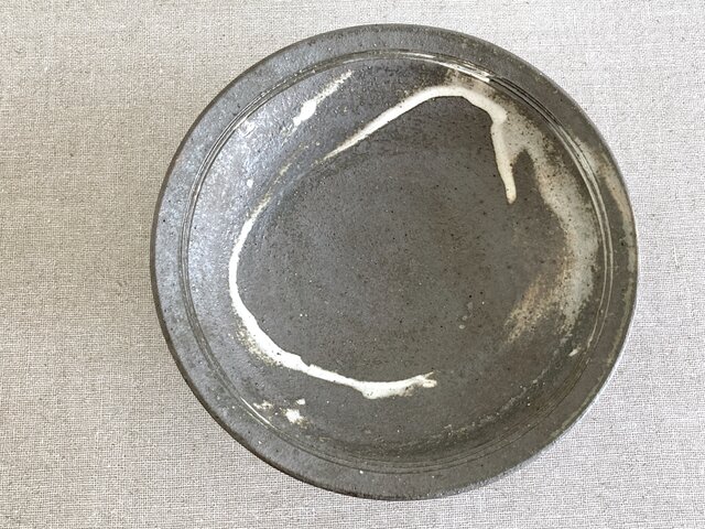 七寸刷け目皿の画像1枚目
