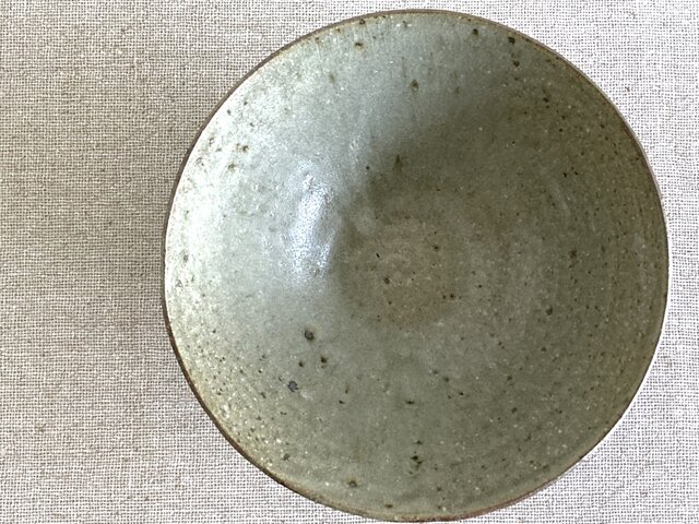 灰釉六寸鉢の画像1枚目