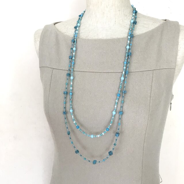 ターコイズ ブルー の 一連 ロングネックレス 青 水色 | iichi 日々の