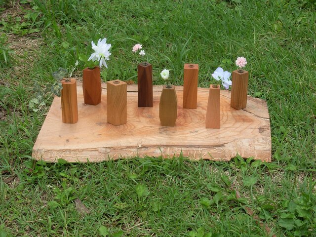 木で作った一輪挿しセットの画像1枚目