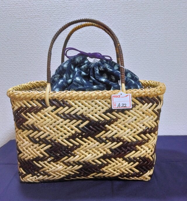 籐のバック A22 | iichi 日々の暮らしを心地よくするハンドメイドや