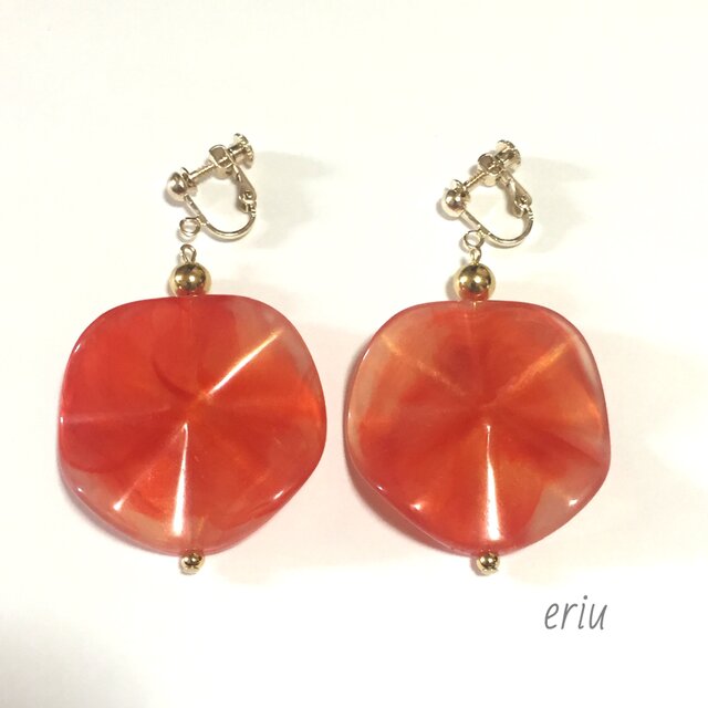 数量限定!オレンジレッド マーブルサークルイヤリングの画像1枚目