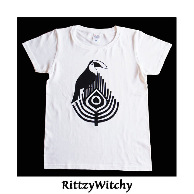 RittzyWitchy T-シャツ(ホワイト×ブラック・Mサイズ)の画像1枚目