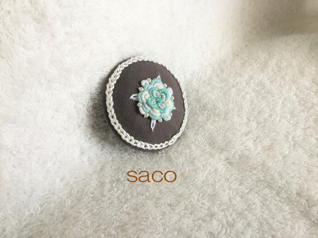 【専用】ハンドメイド　刺繍ブローチ 86f4077630ab058c92a35b7f9e5c78