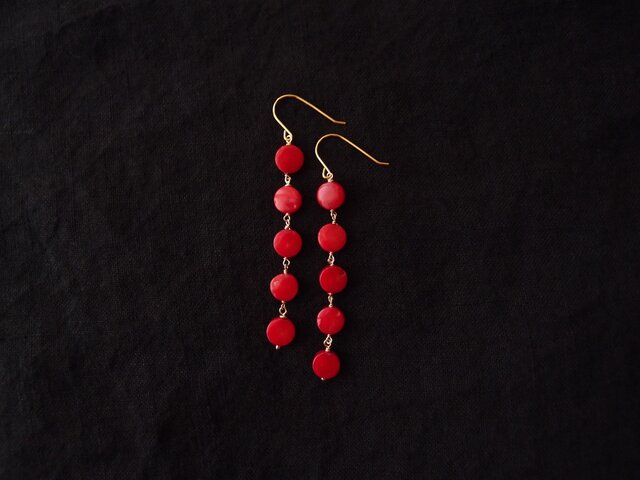 送料無料【K14gf・受注制作】赤珊瑚のロングピアス/redcoral・coinの画像1枚目