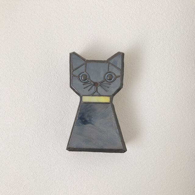 壁掛けオブジェ グレーの猫の画像1枚目