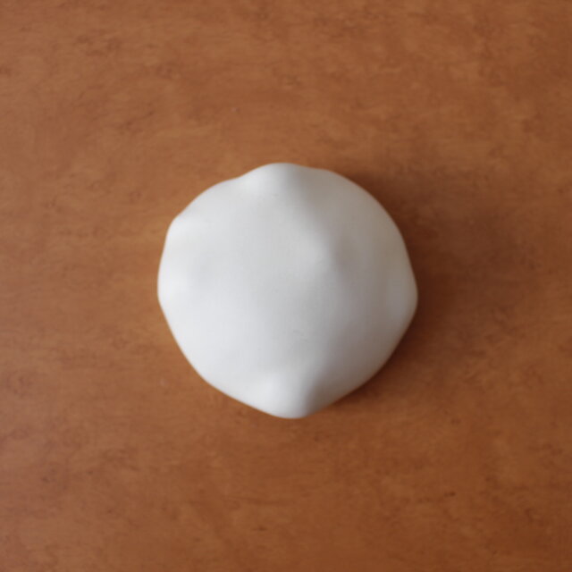 陶器　雲 壁掛け花器 丸 オブジェ 中　④