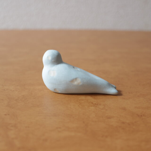 作家手作り陶器持ち手付きダークグレー 陶 彫刻 燕 空シリーズ | iichi 日々の暮らしを心地よくする